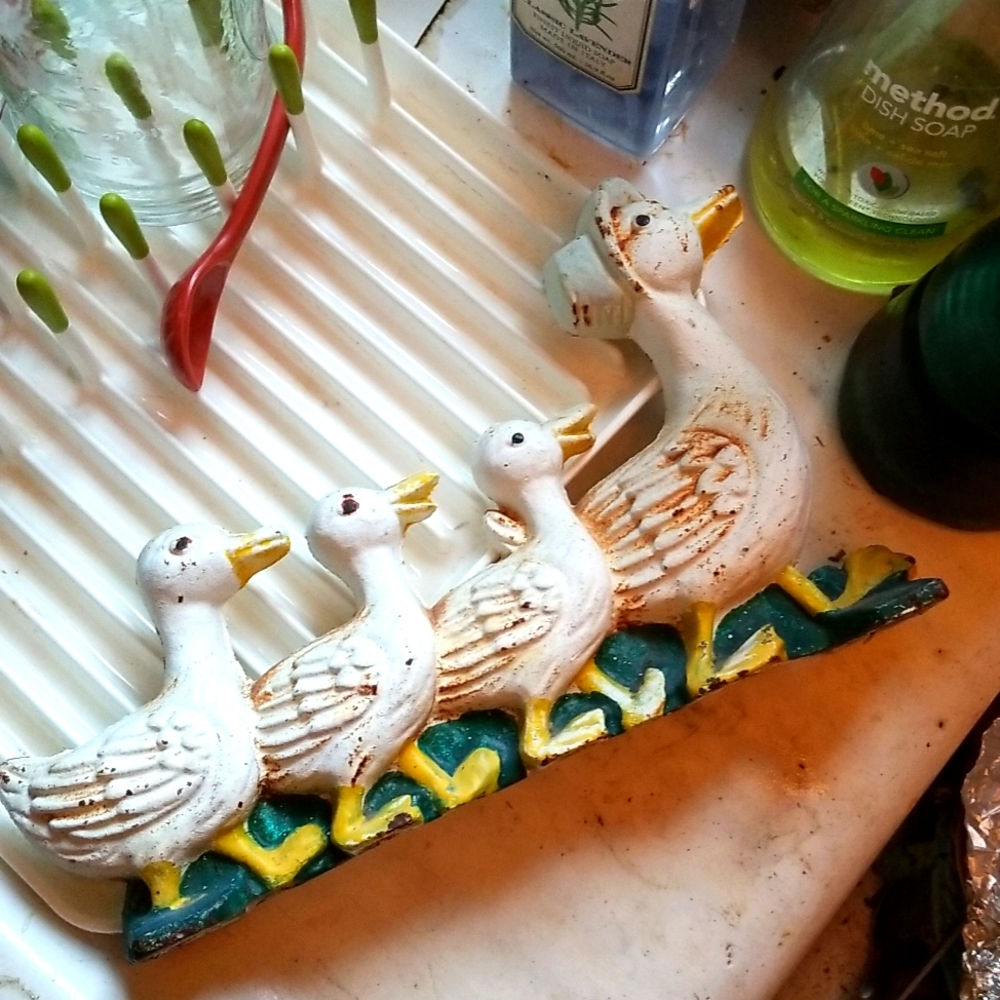 Vintage Cast Iron mama duck + ducklings door stop - painted Farm Garden